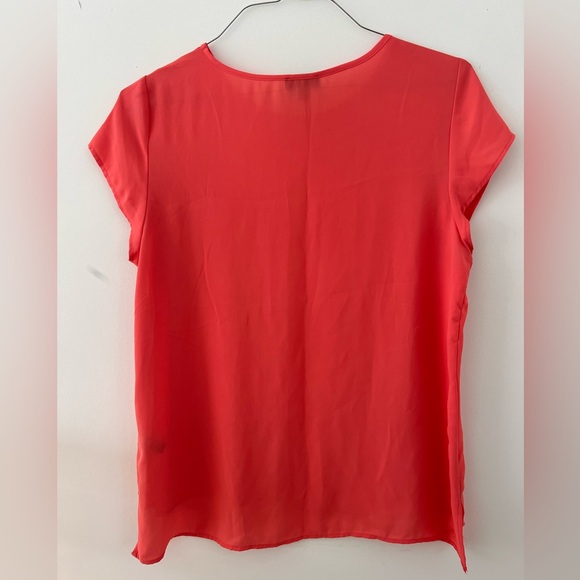 The Limited coral short sleeve work blouse size large - Picture 3 of 3